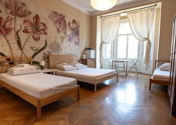 Trzy Kafki Private Rooms Kraków
